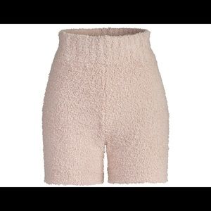 NWT SKIMS Cozy Knit Shorts